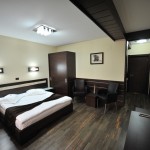 Complex Cochet - Camere5